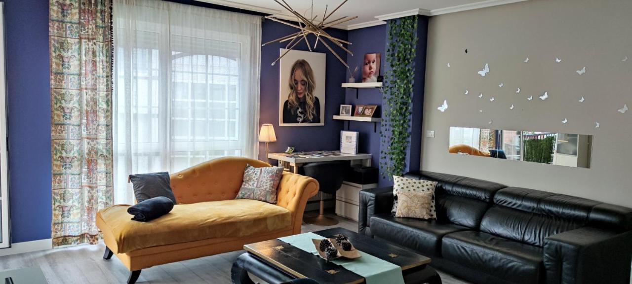 Intxaurti Etxea Apartment